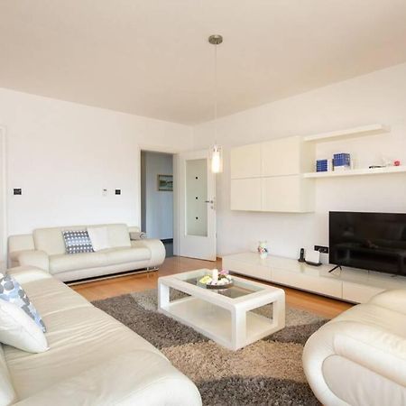 Apartment Natali Punat- Free Parking On Premises 외부 사진