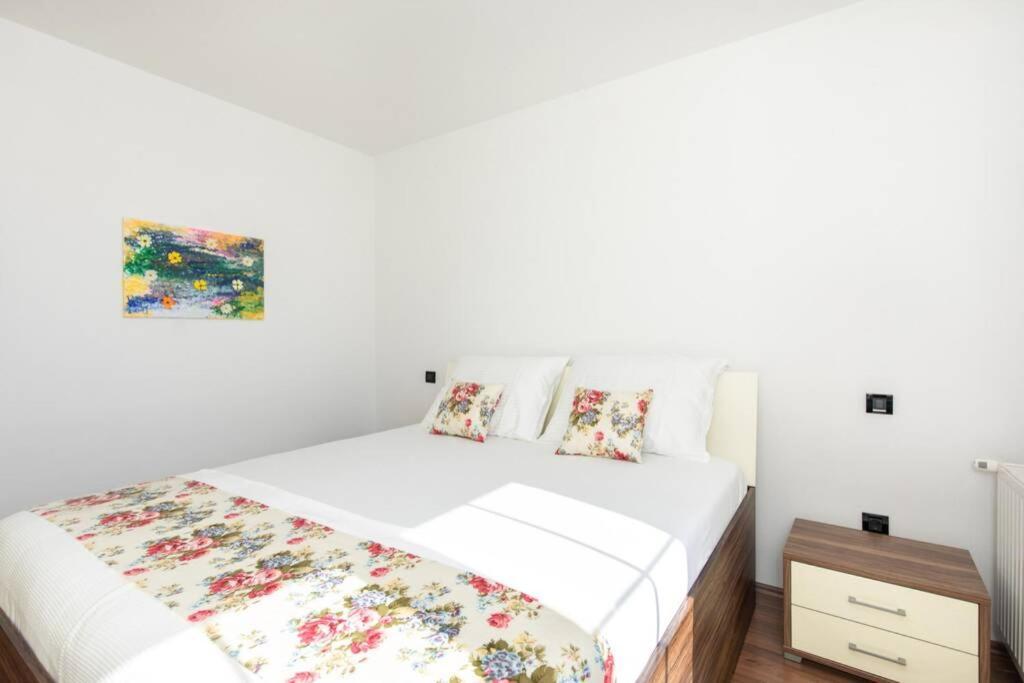 Apartment Natali Punat- Free Parking On Premises 외부 사진