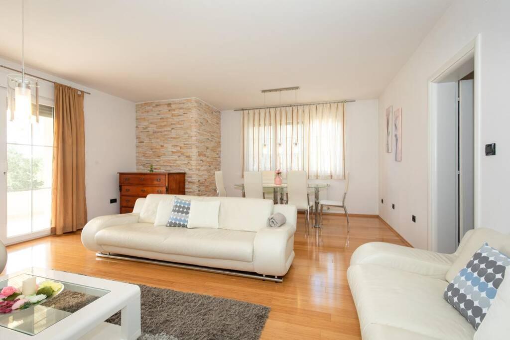 Apartment Natali Punat- Free Parking On Premises 외부 사진
