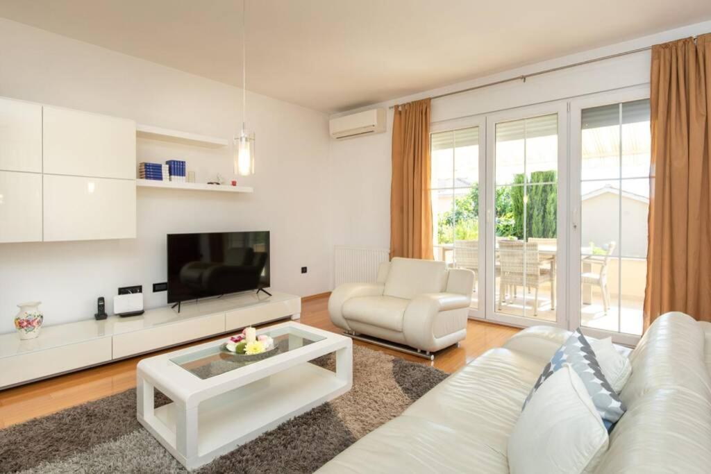 Apartment Natali Punat- Free Parking On Premises 외부 사진